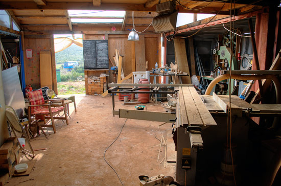 The workshop is fully equipped with everything, to build anything
