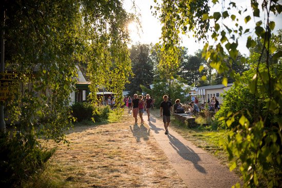 camp-tipsy-berlin-party-sunset