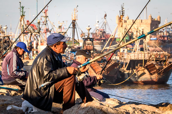 morocco-essaouira-campervan-fisherman