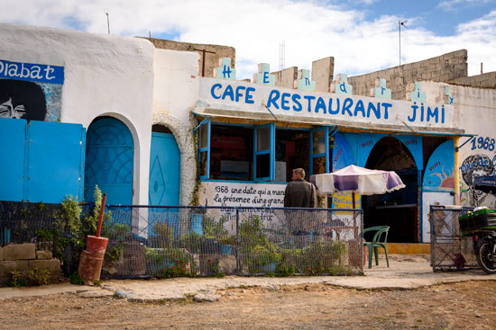 morocco-essaouira-campervan-hendrix-cafe