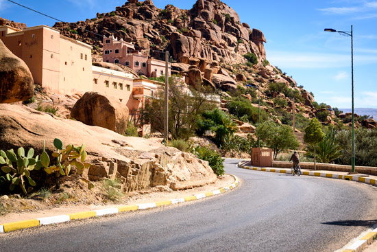 tafraoute-morocco-by-campervan-5