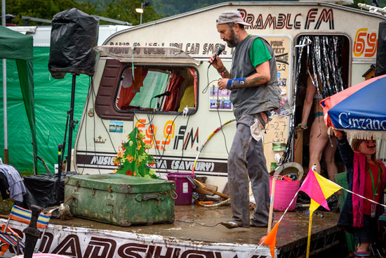 glastonbury-festival-2016-by-campervan-19