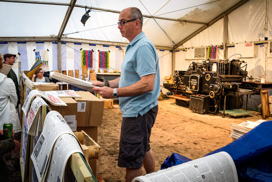 glastonbury-festival-2016-by-campervan-paper