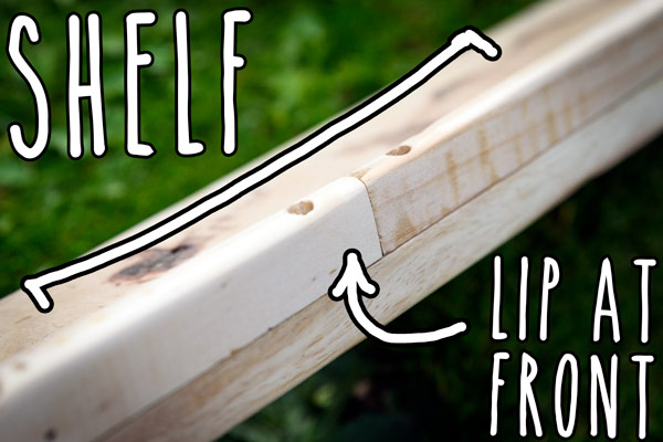 diy-campervan-shelves-from-pallets-11