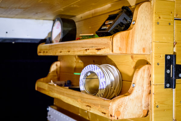 diy-campervan-shelves-from-pallets-3